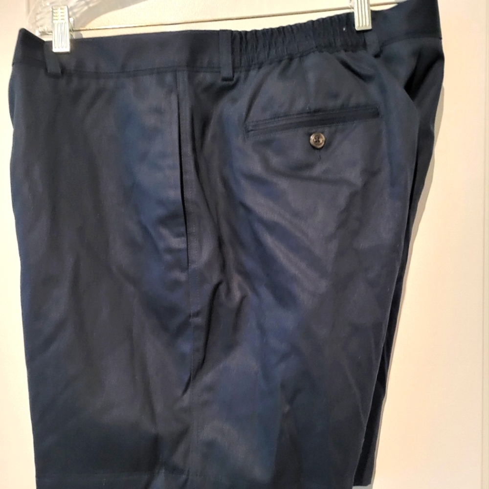 Roundtree and Yorke Summer Shorts Sz.38